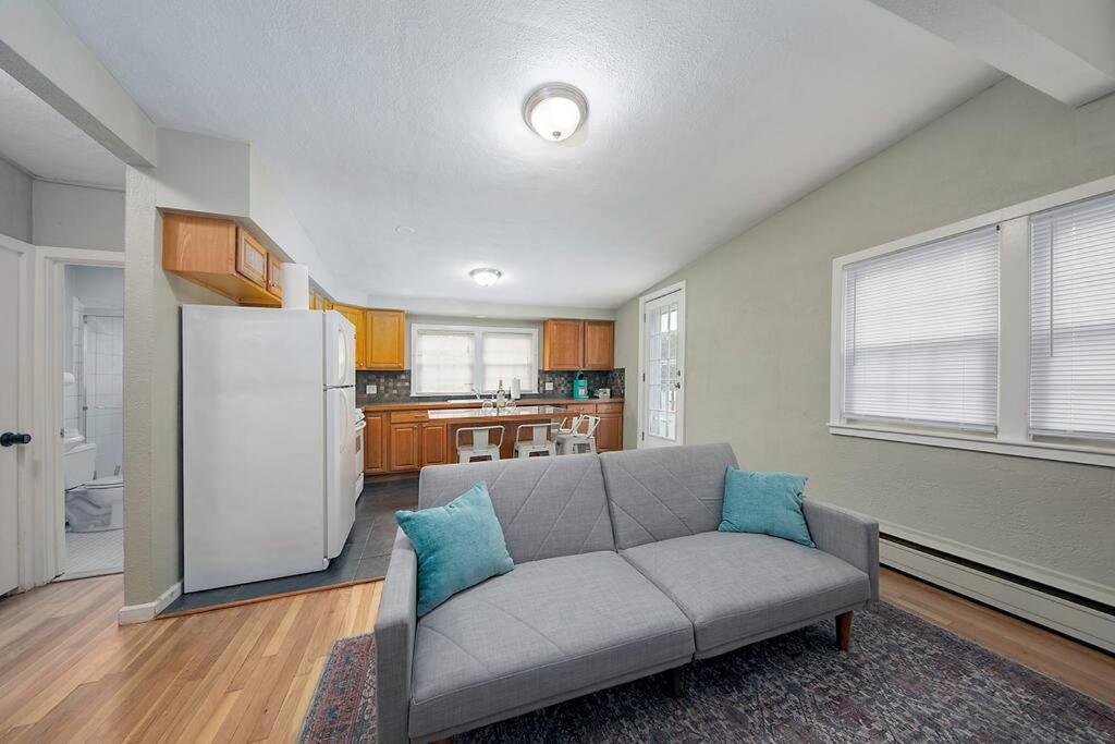 Couples And Beach Lovers Meet Your Needs In One Location Marblehead Εξωτερικό φωτογραφία